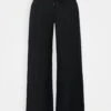 Athleta Balance Pant - Pantalon De Survêtement - Black 2 Athleta Balance Pant - Pantalon De Survêtement - Black -Magasin Général De Mode 00053fc571824e22b00fcb6111611a3e