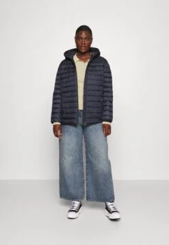 Nouvelles versions -Magasin Général De Mode 018a57003c05400fa23dfe7abc0ef55a