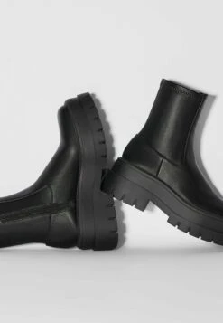 BERSHKA Bottines À Plateau - Black 12 BERSHKA Bottines À Plateau - Black -Magasin Général De Mode 01976aaddcb94ee5b18fde30ad781d25