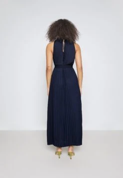 Vero Moda Tall Vmsara Halter Neck Ankle Dress Wvn Tll - Robe De Jour - Navy Blazer -Magasin Général De Mode 06dee079cd724dbfbbcfd9da69c59a71