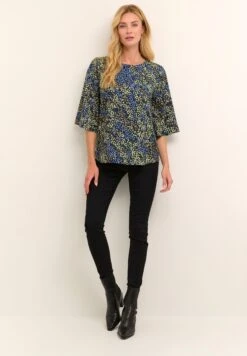 Kaffe Kaulrika - Blouse - Midnight Blue Green Flowers -Magasin Général De Mode 070fa0ce07394899ae6730449533562c