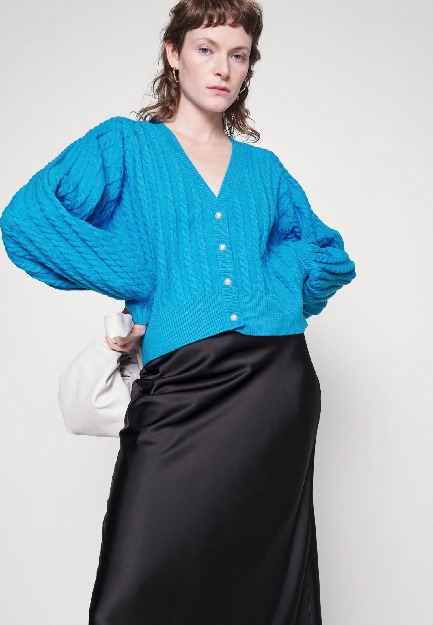 Gestuz V Cardigan - Gilet - Malibu Blue 6 Gestuz V Cardigan - Gilet - Malibu Blue – Image 4