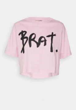 Christopher Kane Brat Cropped - T-Shirt Imprimé - Fairytale 15 Christopher Kane Brat Cropped - T-Shirt Imprimé - Fairytale -Magasin Général De Mode 07db54ded9ce4bf9859487828be0c669