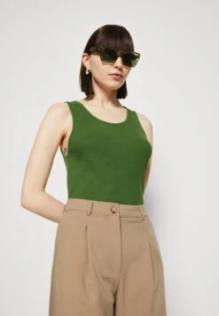 American Vintage Débardeur - Persil Vintage -Magasin Général De Mode 09592b4551224ed0b28b527f864fda23