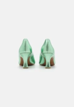 Marco Tozzi Escarpins - Green Metallic -Magasin Général De Mode 0af041e888c346f89084a00ad040fd18