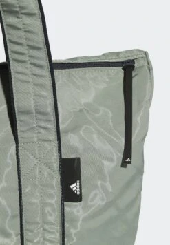 ADIDAS PERFORMANCE Studio - Sac De Sport - Silver/Green/ Legend Ink/White -Magasin Général De Mode 0e5ad19ae594499d9f95c859fa5d151d