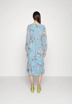 Vila Vinaya Midi Dress - Robe Chemise - Alascan Blue -Magasin Général De Mode 0e67692ea8804ad189e7f5d2851f84ca