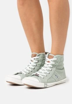 Mustang Baskets Montantes - Pastellgrün