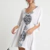 Buffalo Tunic - Accessoire De Plage - Weiß/Schwarz -Magasin Général De Mode 0fe893ee44d24dc5ae95c0e70033efa5