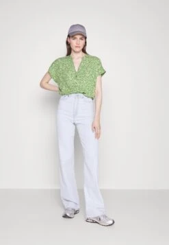 Vero Moda Tall Blouse - Reseda/Sara -Magasin Général De Mode 13161077dbd24d54bfba59a0a4ea8f50