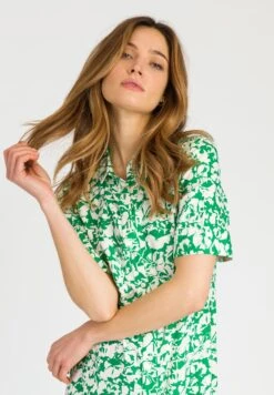 Ovie Printed - Robe Chemise - Xenia Vert -Magasin Général De Mode 141c41b727374ce090484c8ef326efee