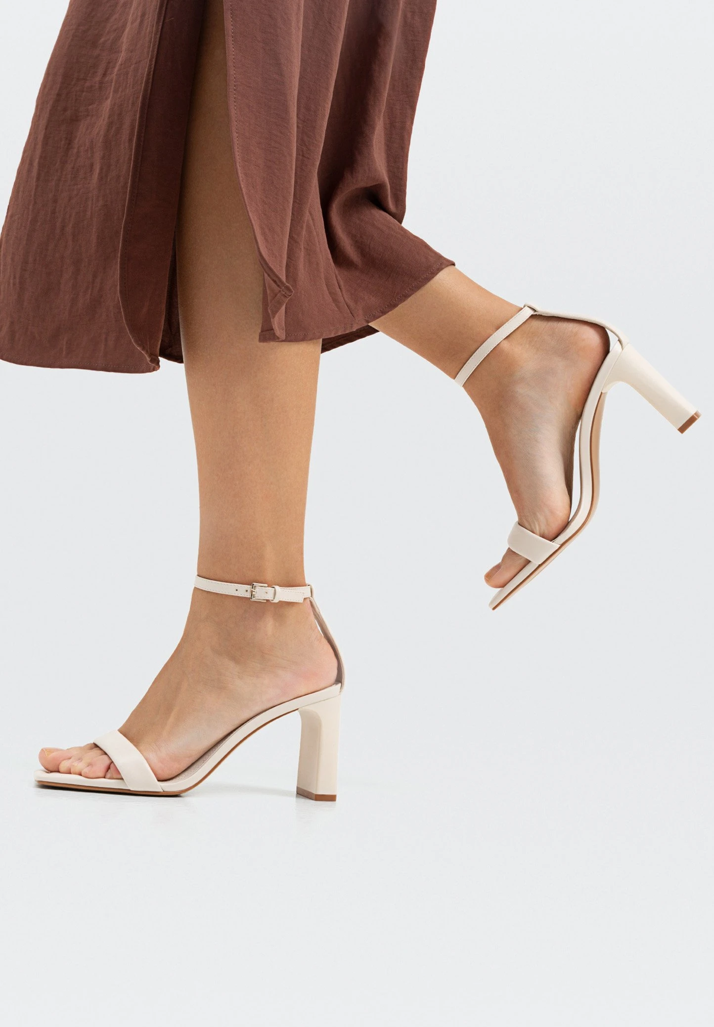 Stradivarius Mit Gesteppten Riemchen - Chaussures De Mariée - Off White 3 Stradivarius Mit Gesteppten Riemchen - Chaussures De Mariée - Off White