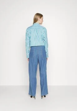 Victoria Beckham Drawstring Trouser - Jean Boyfriend - Mid-Blue Wash -Magasin Général De Mode 1a21fdef375c4809b02b5d9a81c9ea51