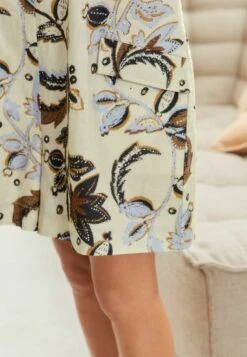 Next Standard - Combinaison - Ecru Floral -Magasin Général De Mode 1aa618b8904f49c2b3df7b9bb36a3b7c