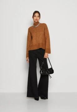 Yasnelloseam - Pullover - Rubber Melange -Magasin Général De Mode 1e68fe80a3f448c0857d14031cbc37fd