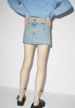 Jupe Trapèze - Denim Light Blue -Magasin Général De Mode 20efa63c835f4e36a55d013059decc10