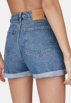 Stradivarius Mom-Fit - Short En Jean - Blue Denim -Magasin Général De Mode 229c4b7ba9b74f01b0566e98ae6c5267