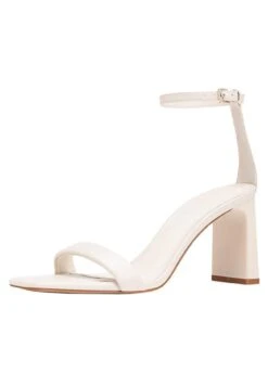 Stradivarius Mit Gesteppten Riemchen - Chaussures De Mariée - Off White 10 Stradivarius Mit Gesteppten Riemchen - Chaussures De Mariée - Off White -Magasin Général De Mode 22b2b5c52e9d4f40b2b0495a0c6ded42