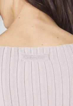 Calvin Klein Iconic 1/2 Sleeve - T-Shirt Imprimé - Silver Gray 13 Calvin Klein Iconic 1/2 Sleeve - T-Shirt Imprimé - Silver Gray -Magasin Général De Mode 23a301467a4c49c79def1a2f69fd6513