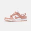 Nike Sportswear Dunk - Baskets Basses - White/Rose Whisper -Magasin Général De Mode 24a1fc146470457095fb5bc9170c61d0
