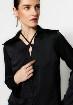 Trendyol Chemisier - Black -Magasin Général De Mode 2762c240128a40929378cc53e5d40b70