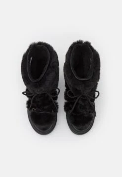 Tamaris Bottes De Neige - Black 13 Tamaris Bottes De Neige - Black -Magasin Général De Mode 27fc7cd9f1b54a029cc48bc7d404ca12