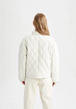 DeFacto Veste Mi-Saison - Ecru -Magasin Général De Mode 2858cfacc1f04ab4b3299f5007950aef