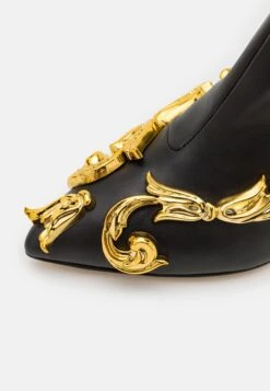 MOSCHINO Bottines - Nero 13 MOSCHINO Bottines - Nero -Magasin Général De Mode 2c3fe454ed7e4a7b85984c100b688554