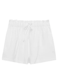 PULL & BEAR Basic Bermuda - Short - White -Magasin Général De Mode 2d4a35f66e6d4bf487425886ca32d4b6