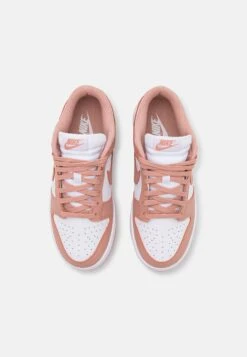 Nike Sportswear Dunk - Baskets Basses - White/Rose Whisper 11 Nike Sportswear Dunk - Baskets Basses - White/Rose Whisper -Magasin Général De Mode 2ddc74821ca94dcc87508c02dbac9a81