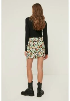 Trendyol Jupe Trapèze - White 9 Trendyol Jupe Trapèze - White -Magasin Général De Mode 2e264058b47243a5af1e750faf542d42