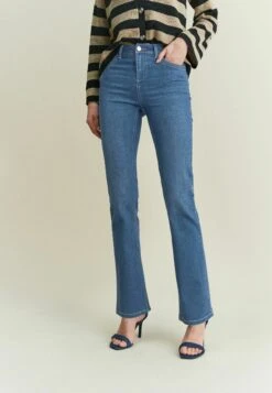 Next Super Soft Standard Tall - Jean Bootcut - Mid Blue