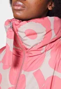 Marimekko Judea Unikko Coat - Doudoune - Beige/Pink -Magasin Général De Mode 32563ce24b1146339e768e43302b1d23