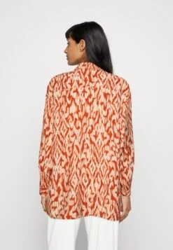 MOSS COPENHAGEN Orlena Ladonna - Chemisier - A Glaze Stroke -Magasin Général De Mode 328d7c3377fd4bada1db620c3f03c209