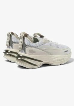 Lacoste Athleisure Femme - Baskets Basses - Blanc -Magasin Général De Mode 35479fe11d03484da65bcd87d22a9d73