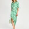 Ovie Printed - Robe Chemise - Xenia Vert 2 Ovie Printed - Robe Chemise - Xenia Vert -Magasin Général De Mode 3562fd8bdd8b4fb4b2adf57785b2571f
