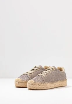 Replay Winn - Espadrilles - Platin 13 Replay Winn - Espadrilles - Platin -Magasin Général De Mode 37a416a78052431c8c588795ddd22718