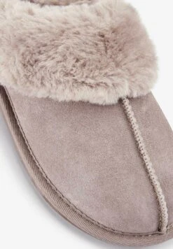 Next Chaussons - Beige -Magasin Général De Mode 3e5712a16e414c7dafff0a0c266e2049
