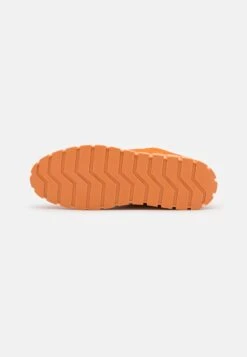 Vero Moda Vmsidsel - Baskets Basses - Orange Pepper -Magasin Général De Mode 3ee6721f4a23463596338f81af002986