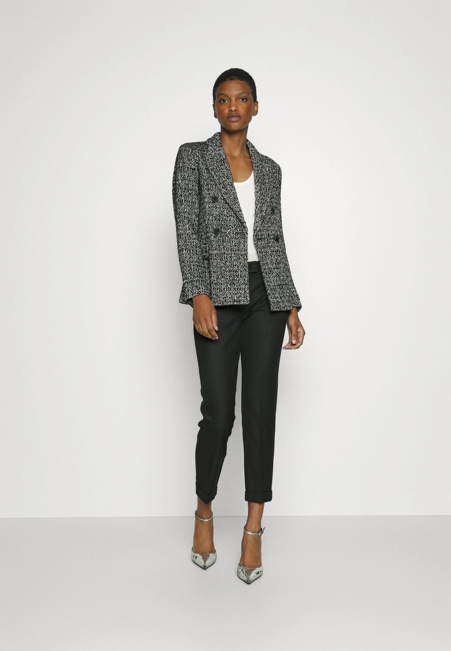 MAX & Co. Merlino - Blazer - Black 4 MAX & Co. Merlino - Blazer - Black – Image 2