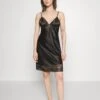Emporio Armani Petticoat - Chemise De Nuit / Nuisette - Nero/Black -Magasin Général De Mode 429546286b1b4dadbdaabca61d948d6a