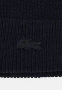 Lacoste Unisex - Bonnet - Abysm -Magasin Général De Mode 42d2ed31f19d4a64b9920a9572b4aa04