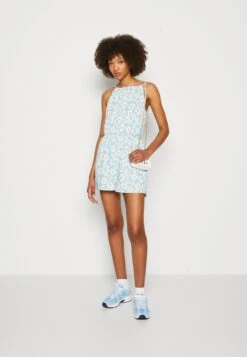 Pieces Pchina - Combinaison - Kentucky Blue 9 Pieces Pchina - Combinaison - Kentucky Blue -Magasin Général De Mode 43abed49bc9b4e8cb9ed6c591ce44ceb