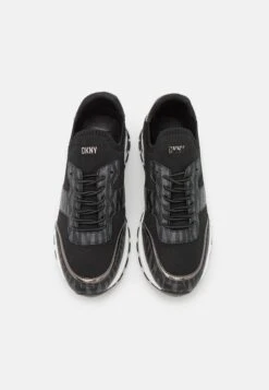 DKNY Maida Lace Up - Baskets Basses - Black -Magasin Général De Mode 47691f996f67489b9b2ff2effb074ff5