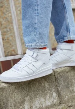 Adidas Originals Forum Mid Unisex - Baskets Montantes - Ftwr White/Ftwr White/Ftwr White -Magasin Général De Mode 477a0ad6404b4ca2874a85b4f674df5a