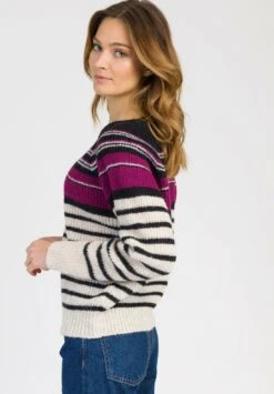 Loose-Fitting Lemulta - Pullover - Ecru -Magasin Général De Mode 494d2d5cdc32427988c689691cd544c7