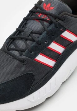 Adidas Originals Zx 22 Boost Unisex - Baskets Basses - Core Black/Cloud White -Magasin Général De Mode 4b7edc1d87374e74af5da73396bba752