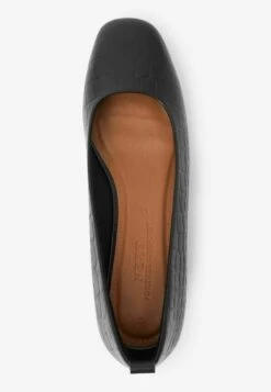 Next Forever Comfort Standard - Ballerines - Black Croc Effect -Magasin Général De Mode 4d92f1ab2a7e4abe981bf928fce04f3f