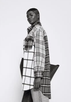 MUNTHE Neat - Manteau Court - White -Magasin Général De Mode 4db6d088ca97423ea0f5be29466f1c86