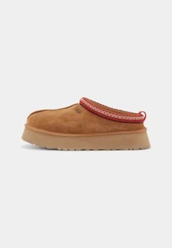 Ugg Tazz - Chaussons - Chestnut -Magasin Général De Mode 4e14d2f67f8c4238981696bfc49568bc